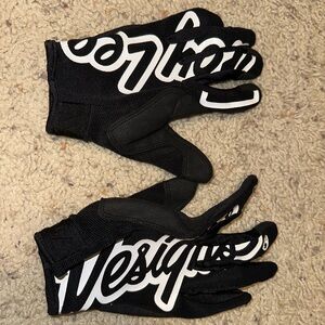 Troy Lee designs Gloves